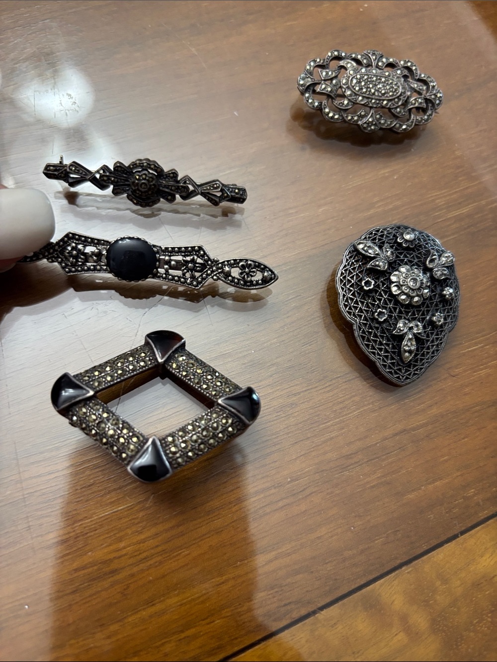 Marquesite Vintage-Inspired Black and Silver Decorative Brooch Set
